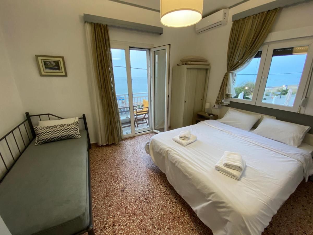 Sunset View Rooms Agía Triás Dış mekan fotoğraf